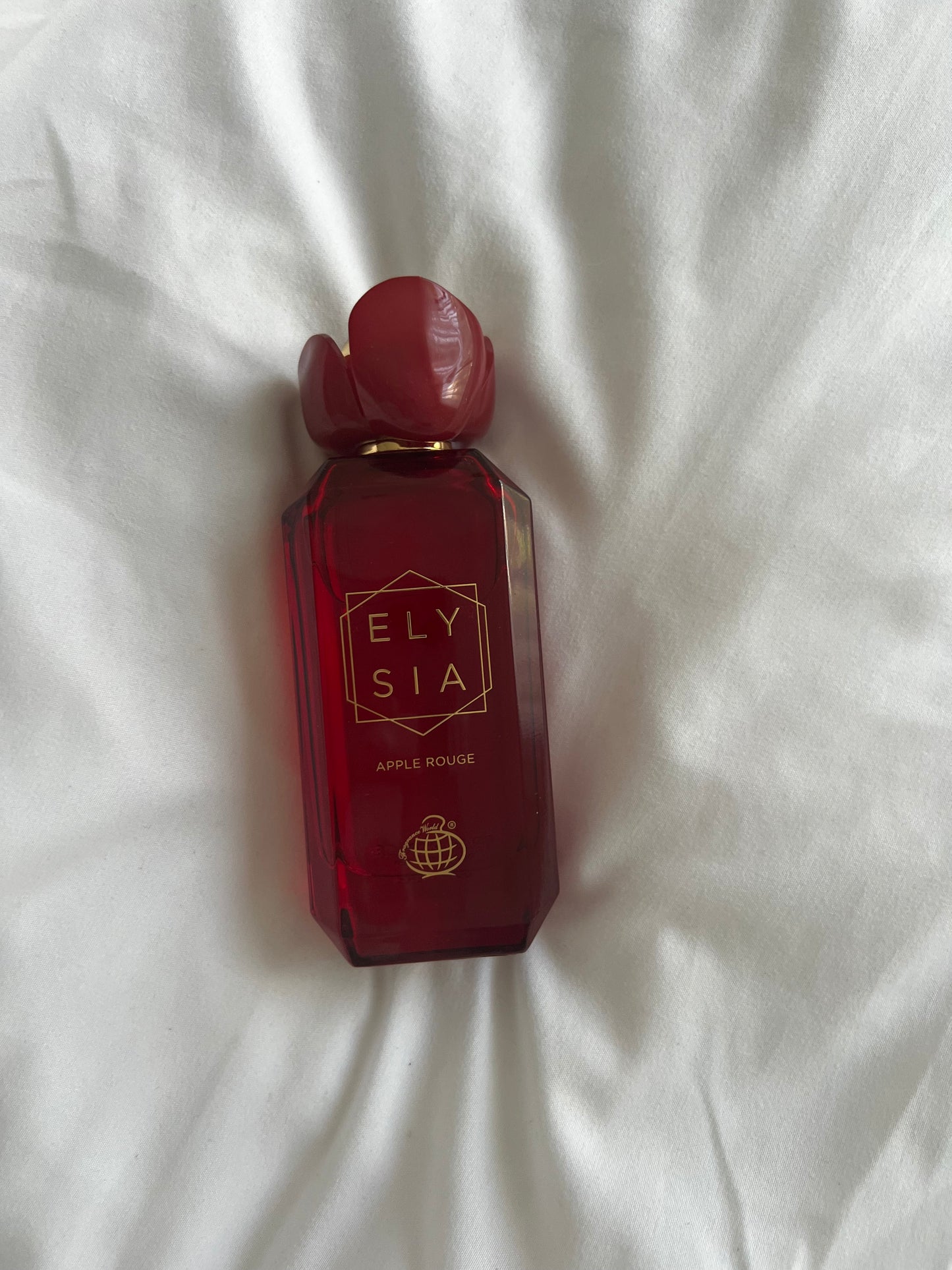 Elysia Apple rouge 100ml - 𝙄𝙣𝙨𝙥𝙞𝙧𝙖𝙩𝙞𝙤𝙣 𝙆𝙖𝙮𝙖𝙡𝙞 Eden juicy Apple