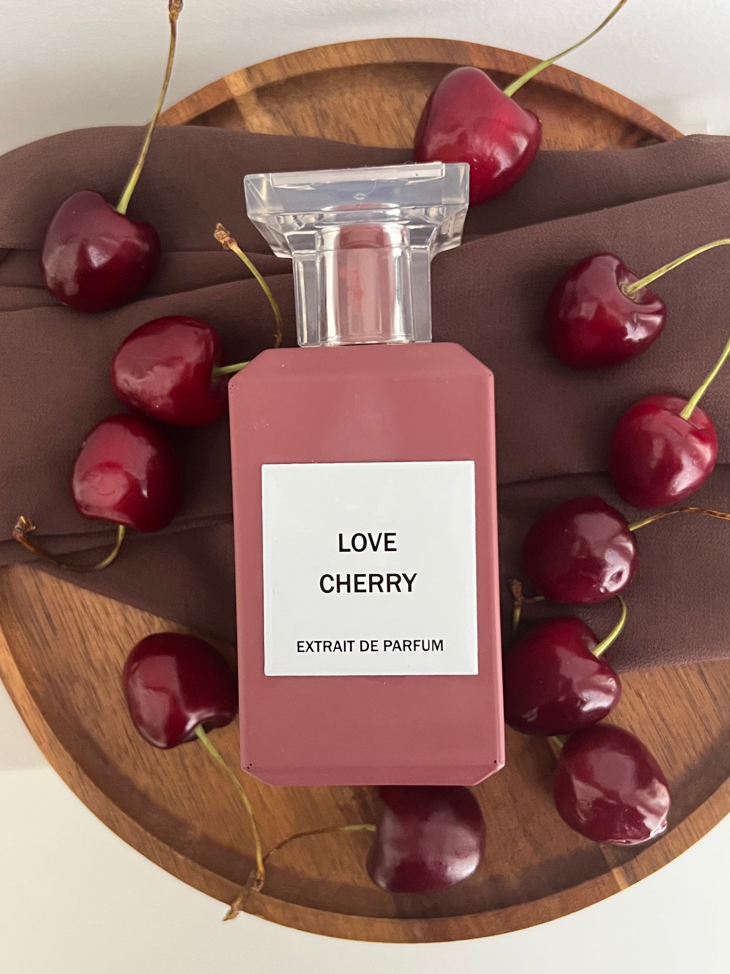 Love Cherry  80ml - 𝙄𝙣𝙨𝙥𝙞𝙧𝙖𝙩𝙞𝙤𝙣 𝙇𝙤𝙨𝙩 𝘾𝙝𝙚𝙧𝙧𝙮 𝙏𝙤𝙢 𝙁𝙤𝙧𝙙